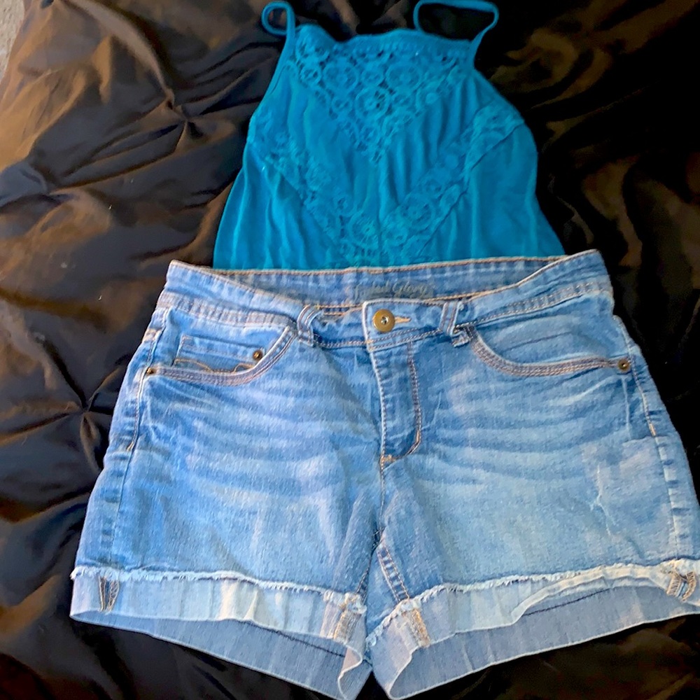 Blue top w/ Jean shorts